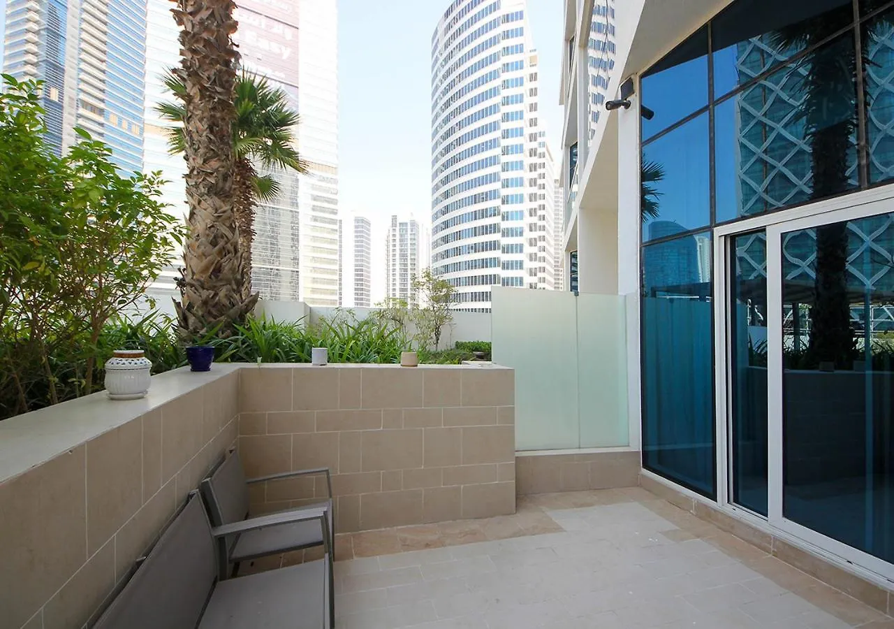 Cozy Apt In Damac Prive Gym & Pool Access 두바이 아파트