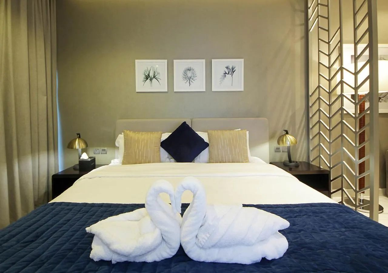 Cozy Apt In Damac Prive Gym & Pool Access 두바이 0*,  아랍에미리트