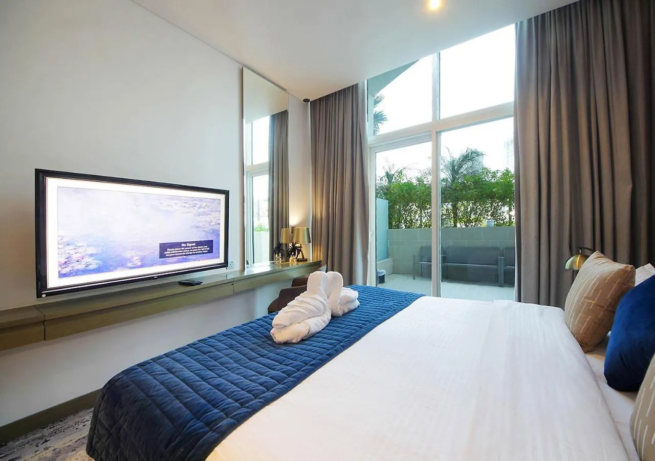Cozy Apt In Damac Prive Gym & Pool Access 두바이 아파트