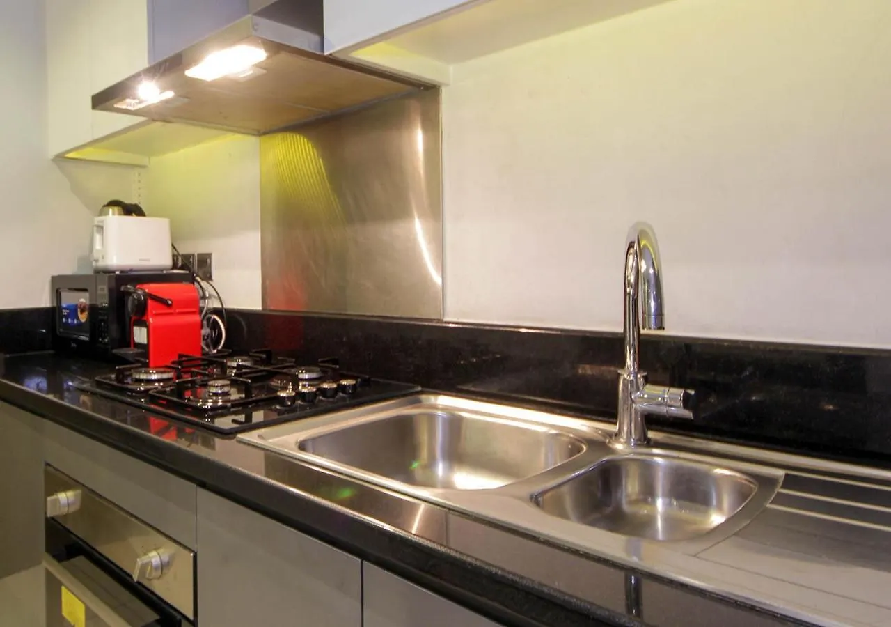 Cozy Apt In Damac Prive Gym & Pool Access Dubai